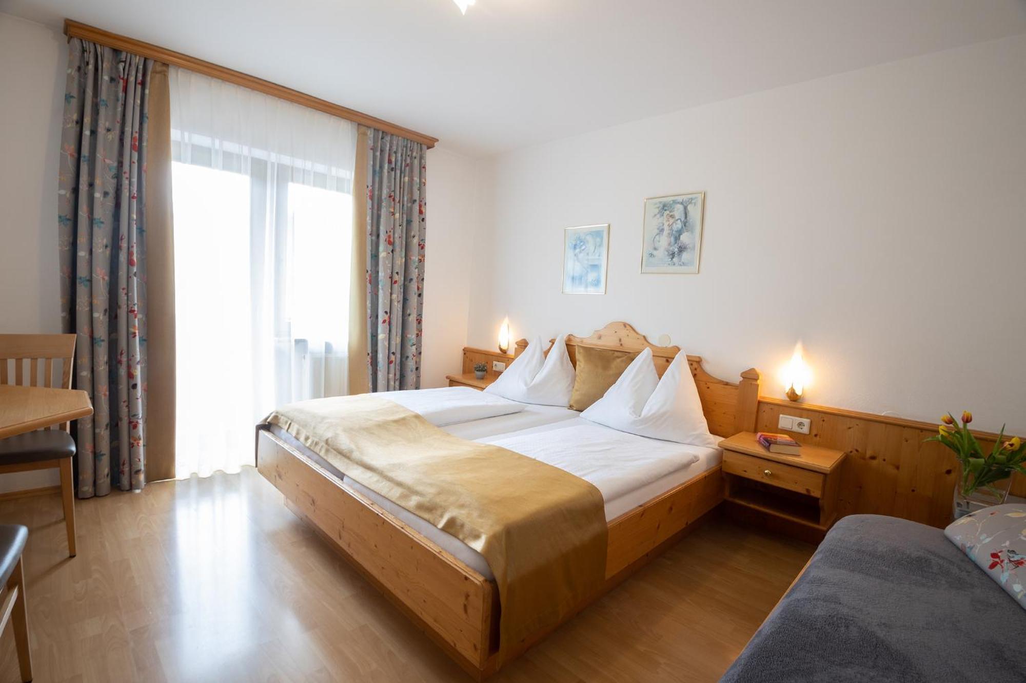 Helmuth Oberreiter Bed & Breakfast